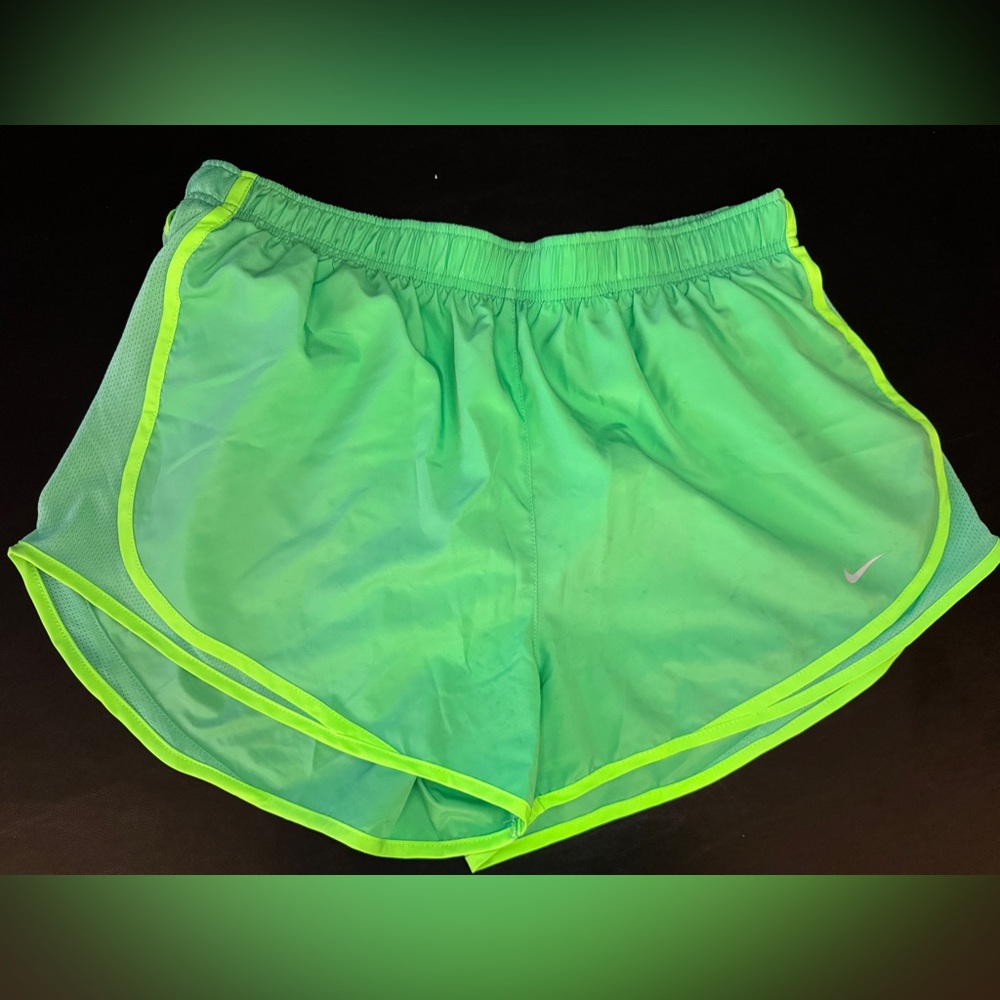 Like New- Nike Tempo Women's Brief-Lined Running Shorts XL Spring Green